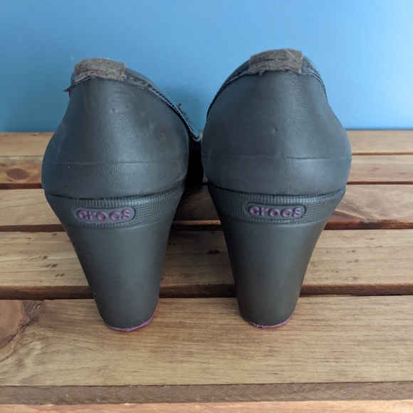 Crocs Women's Anti Slip Ballerina Style Wedge Heels in Matte Brown - Picture 3 of 9